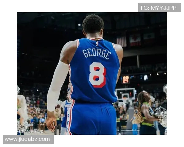 凯肖恩乔治半场高效砍下18分5板3助2断1帽展现惊人成长速度