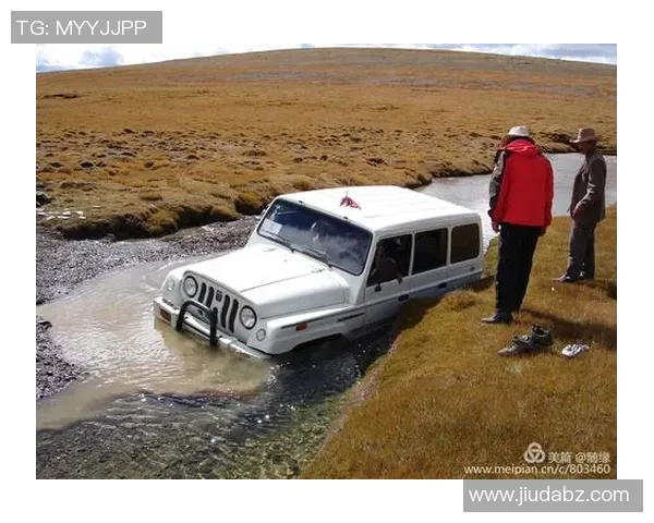 科尔克兹左路频遭针对缺乏队友协防常陷入一对二困境